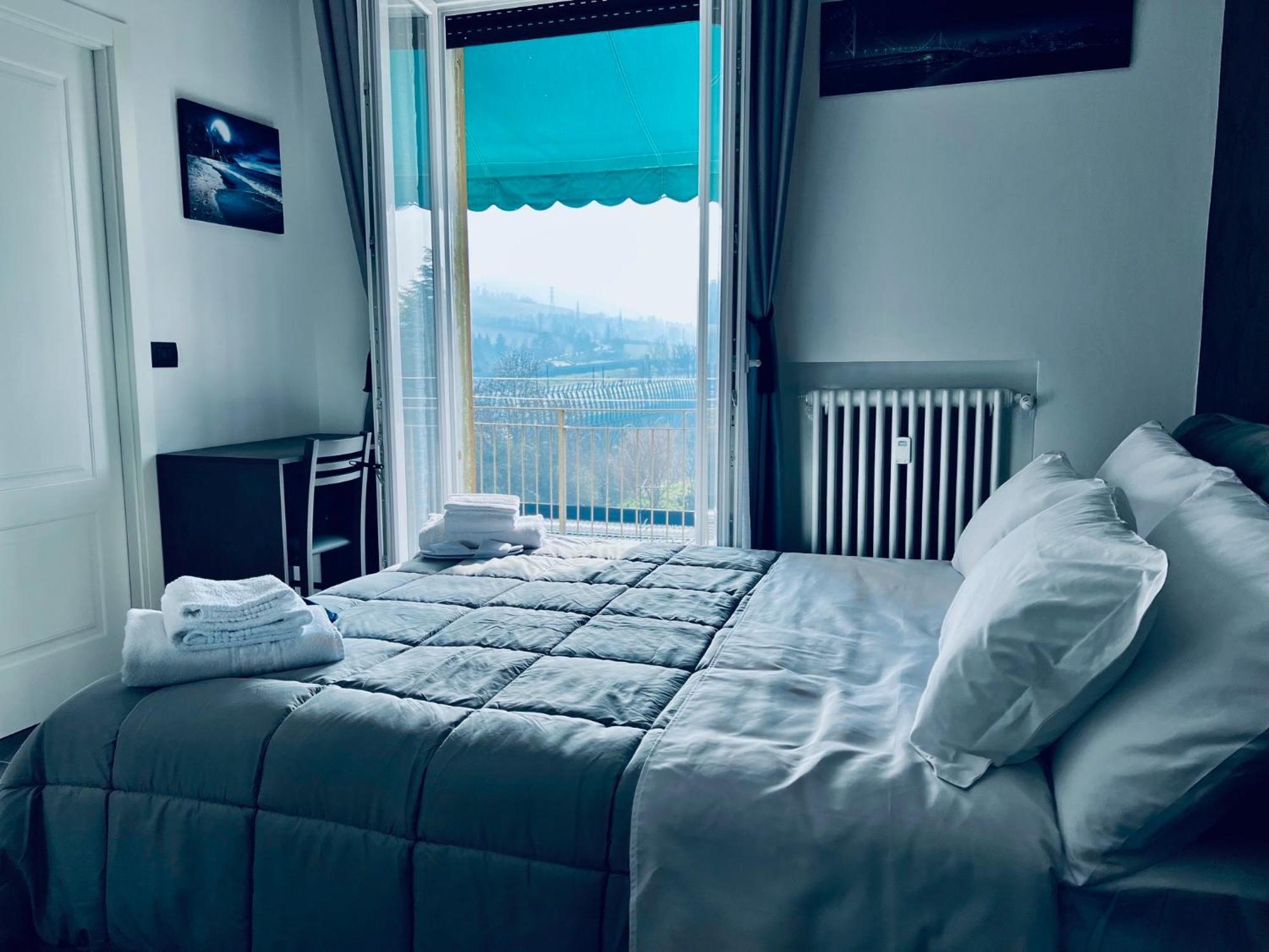 Bed and Breakfast Seven Nights Bologna Exterior foto